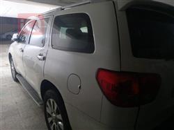 تويوتا سيكويا